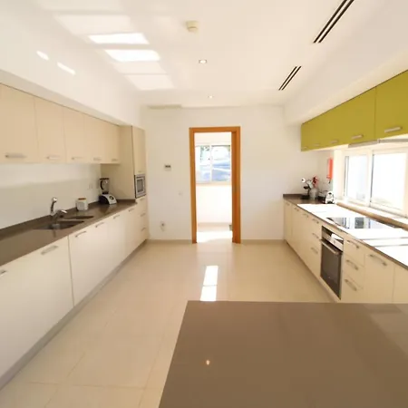 Kimberley Villa Almancil